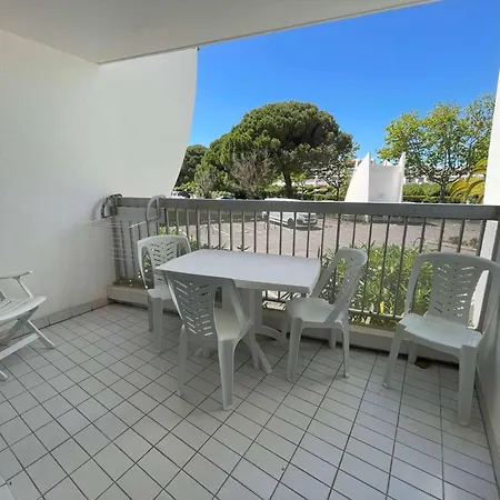 Appartement Rdc Proche Avec Parking Prive - Fr-1-328-276 *